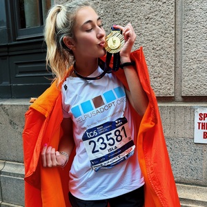 Fundraising Page: Isla Lionetti